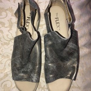 Silver THE FLEXX 10 Velcro strap